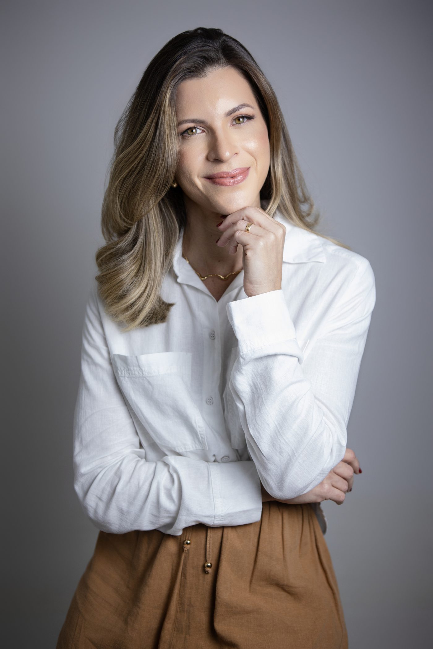 Dra. Giovana Comarela — Cirurgiã Vascular